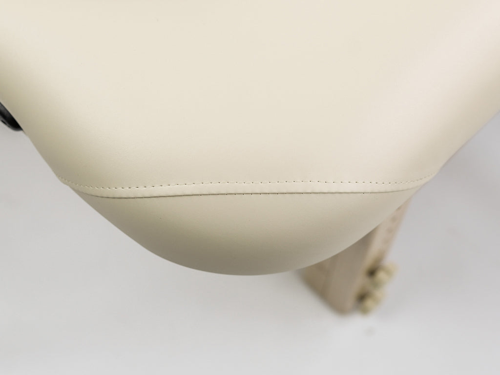 Træsofa Nova Lys træ Komfort Ansigtshul K033 beige